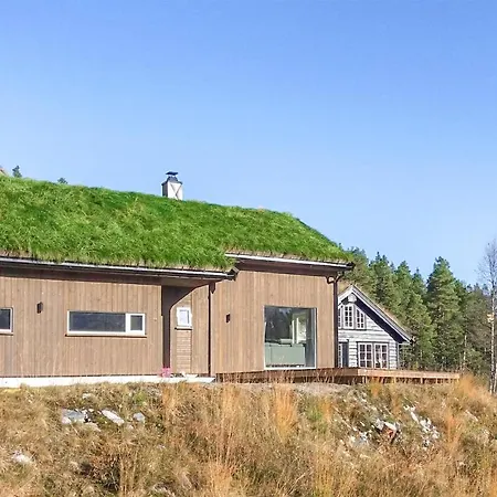 4 Bedroom Lovely In Rysstad