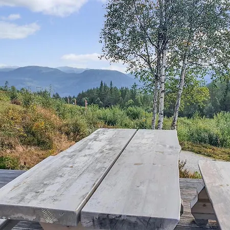 Hébergement de vacances 4 Bedroom Lovely In Rysstad