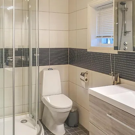 4 Bedroom Lovely In * Rysstad