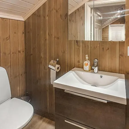 4 Bedroom Lovely In *