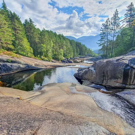 4 Bedroom Lovely In Feriehus *