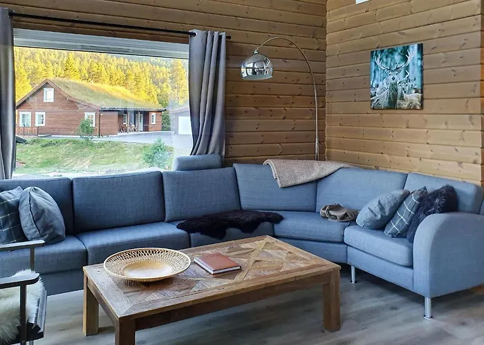 4 Bedroom Lovely In Rysstad