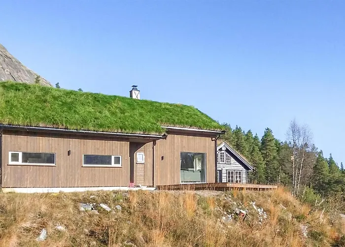 4 Bedroom Lovely In Rysstad