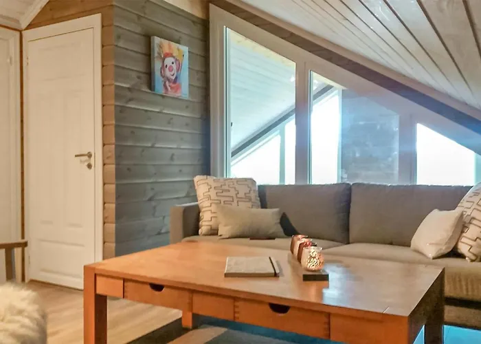 4 Bedroom Lovely In