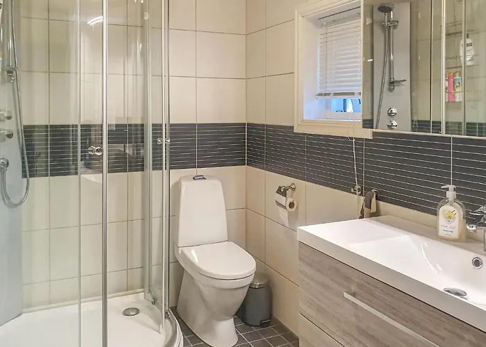 4 Bedroom Lovely In * Rysstad