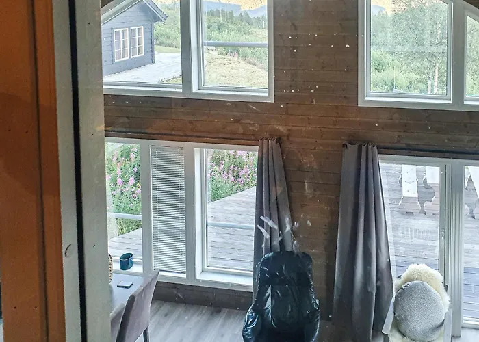 4 Bedroom Lovely In * Rysstad